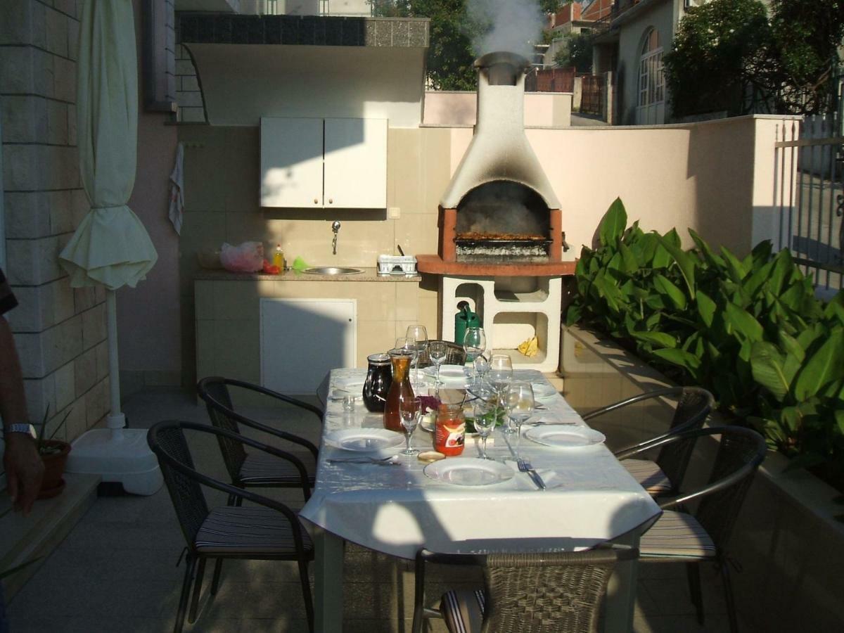 House Bacak - Apartment & Wellness-Studio Baška Voda エクステリア 写真